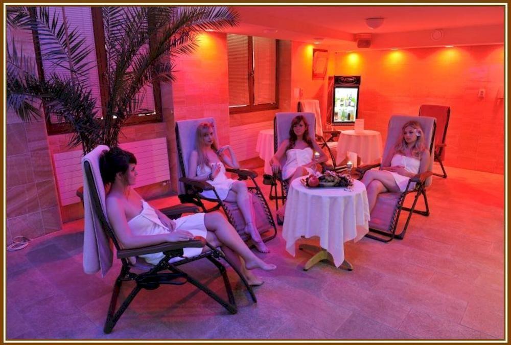 Hotel Grand Жилина Екстериор снимка