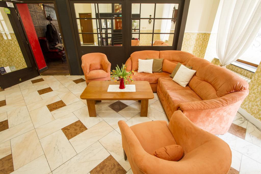 Hotel Grand Жилина Екстериор снимка