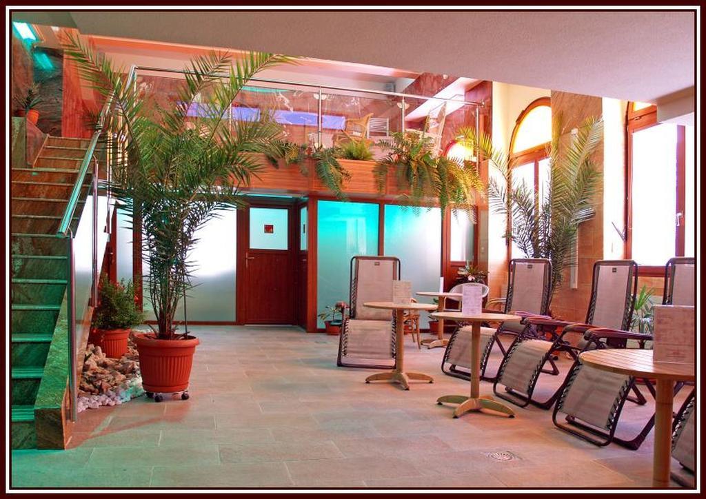 Hotel Grand Жилина Екстериор снимка