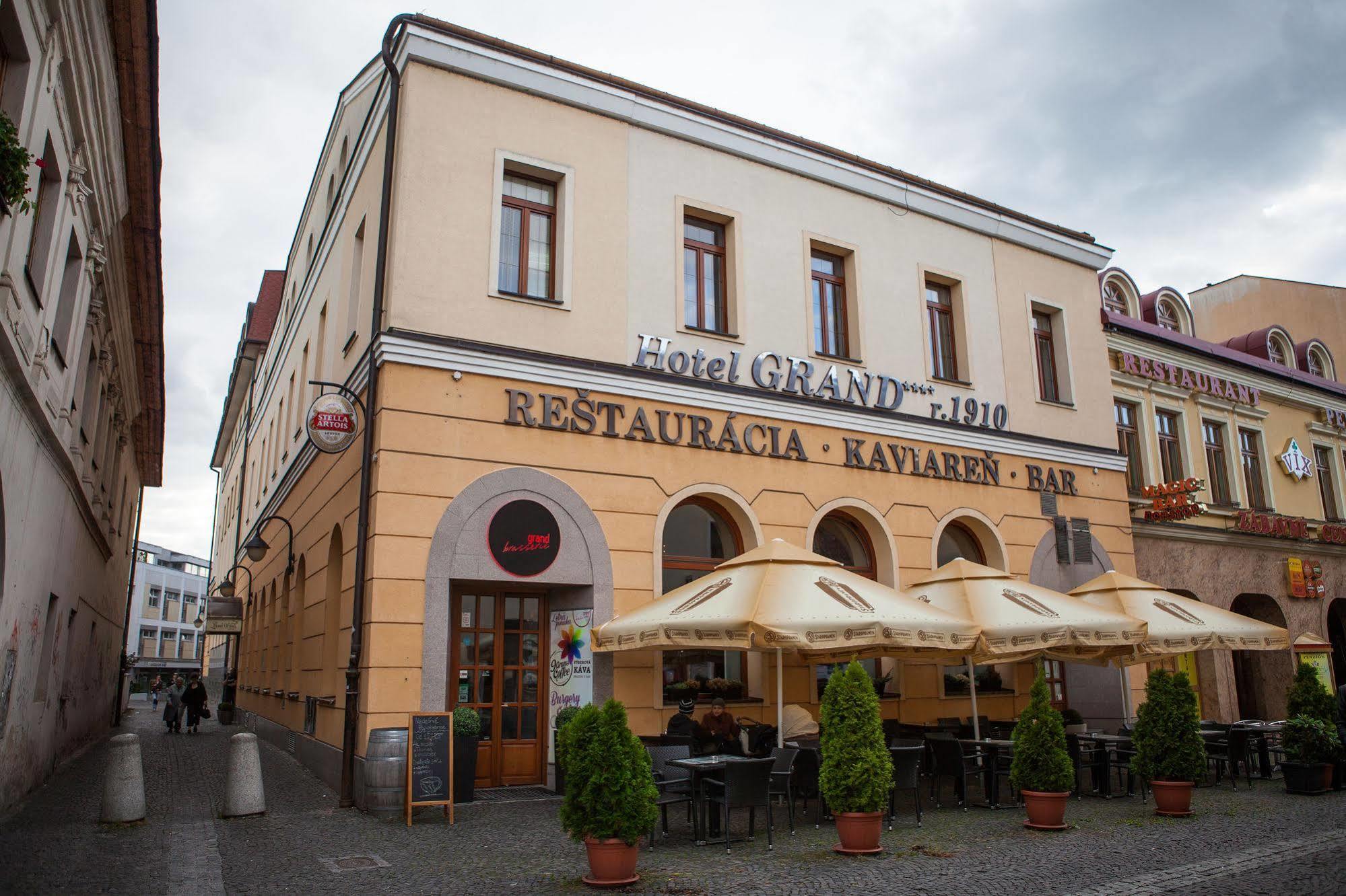 Hotel Grand Жилина Екстериор снимка