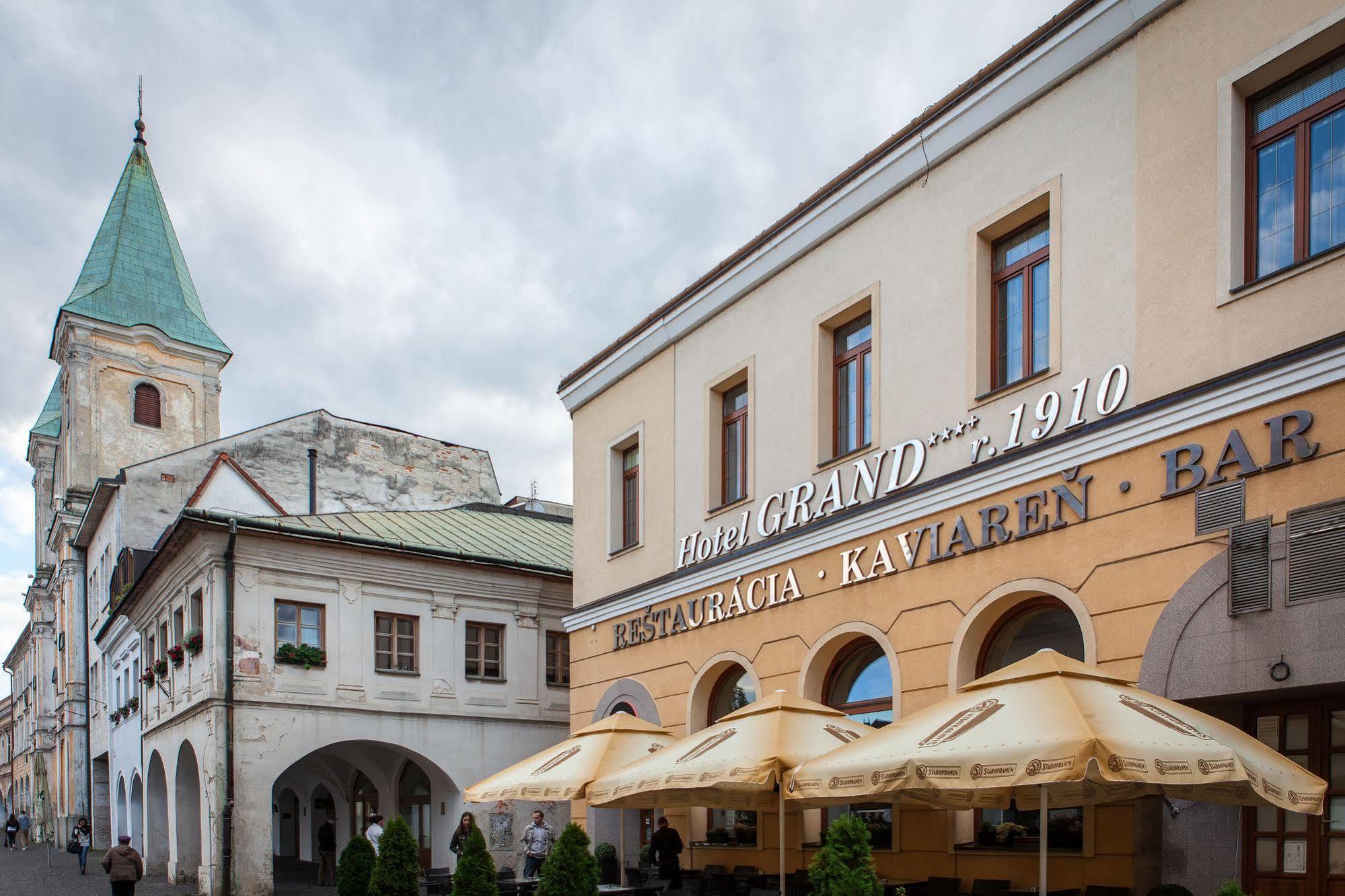 Hotel Grand Жилина Екстериор снимка